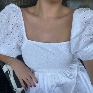 white puff sleeve dress